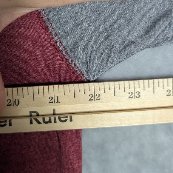 Arkansas Razorbacks Shirt Mens Large Maroon Gray NCAA College Football Russell - Picture 4 of 9